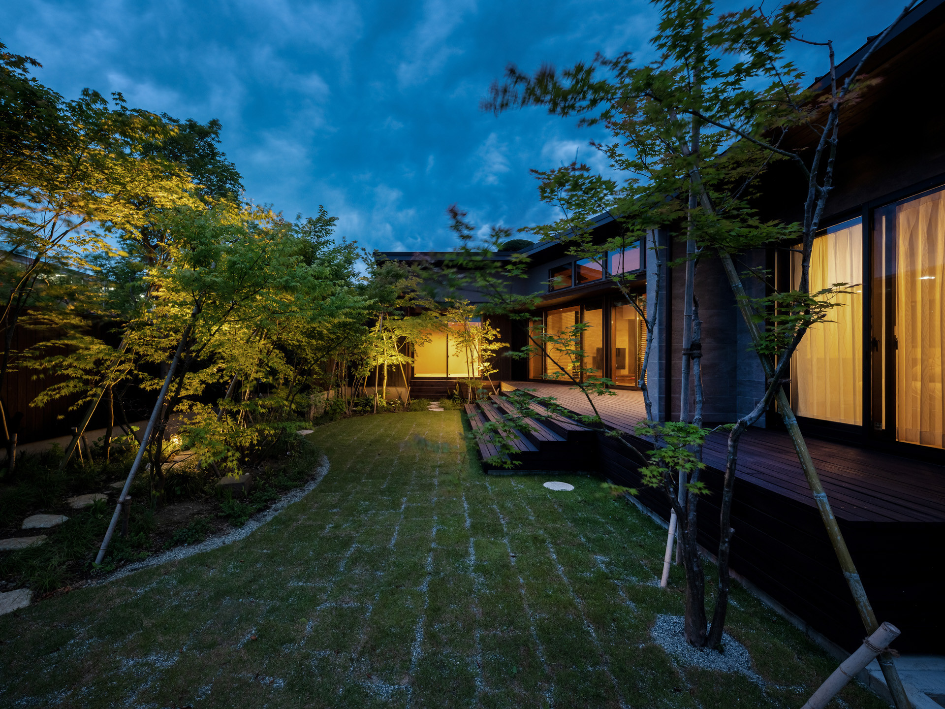 和モダンなおしゃれな庭の画像 75選 22年4月 Houzz ハウズ