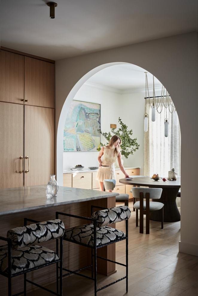 Example of a transitional home design design in Austin