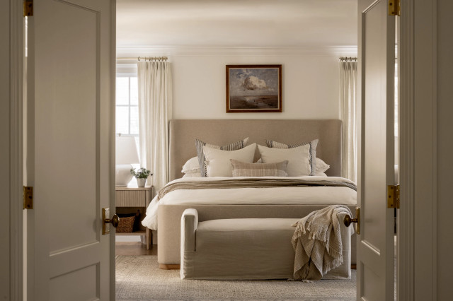 Addition M. transitional-bedroom