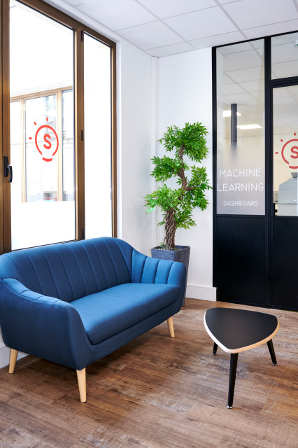Collection V Frame contemporary-home-office
