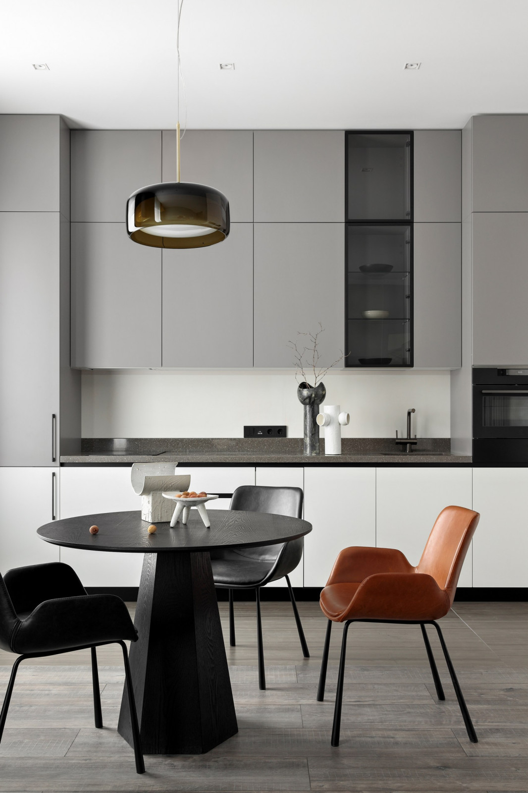 ИЗЯЩНЫЙ АНДЕГРАУНД