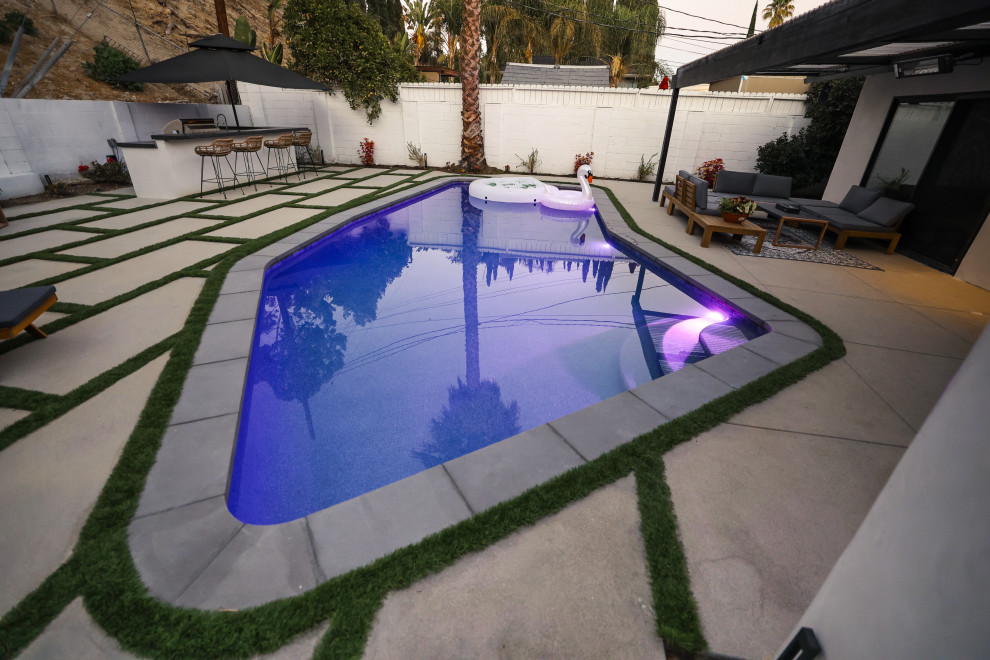 West Hills Remodel - Parthenia St