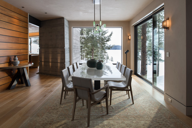 Dining Views rustikal-esszimmer