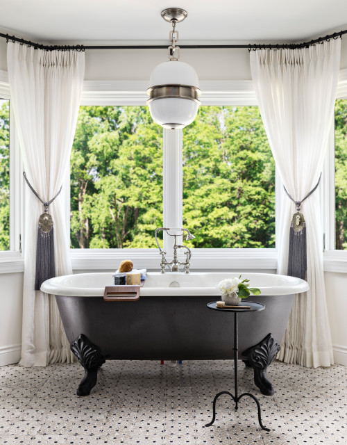 Eastern Seaboard Transitional transitional-bathroom