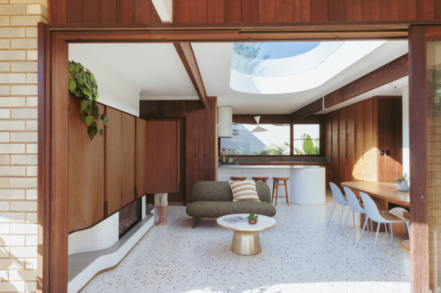 Casaballin midcentury-living-room