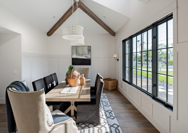 Transitional Arcadia lantlig-matplats
