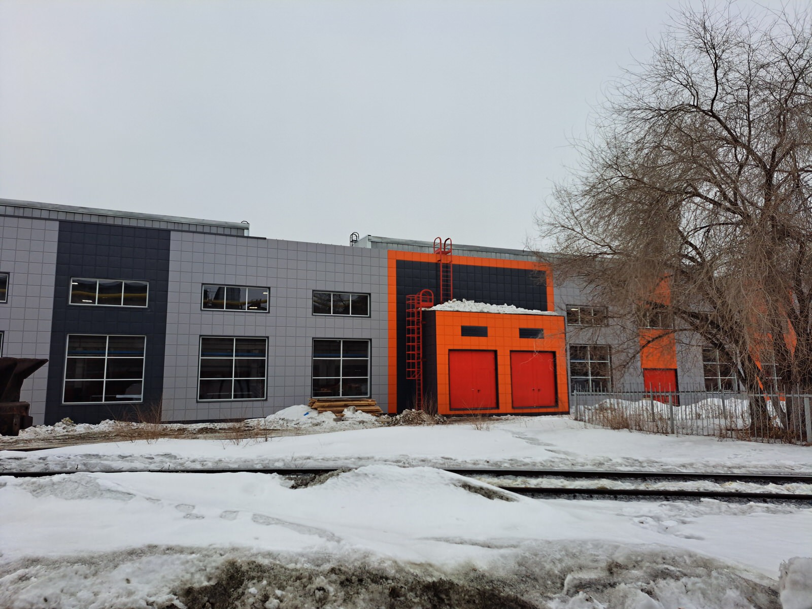 Завод по производству троллейбусов