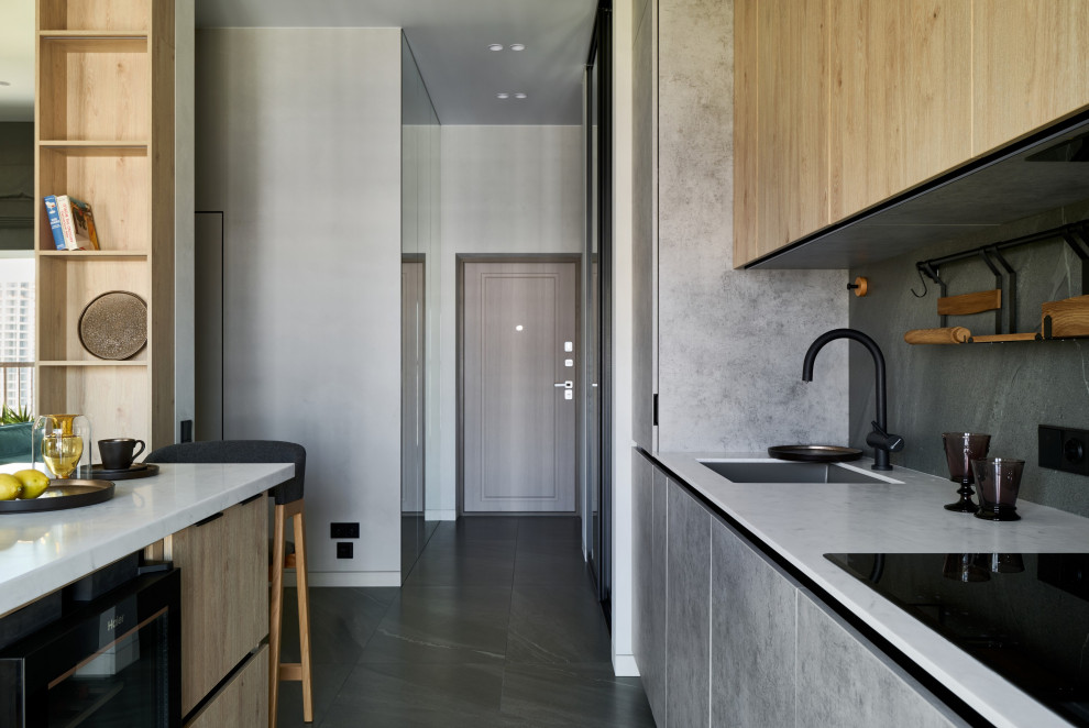 Светлая двухкомнатная квартира 60 кв.м. с панорамными окнами