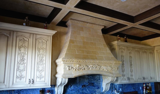 Kitchen - large kitchen idea in Phoenix