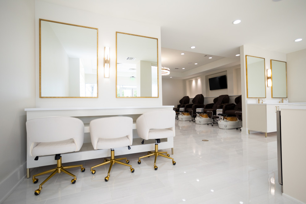High End Nail Salon
