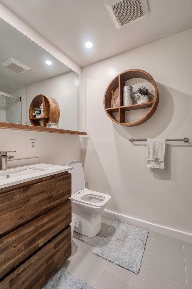 1st St at Willow - 5th Floor Bathrooms