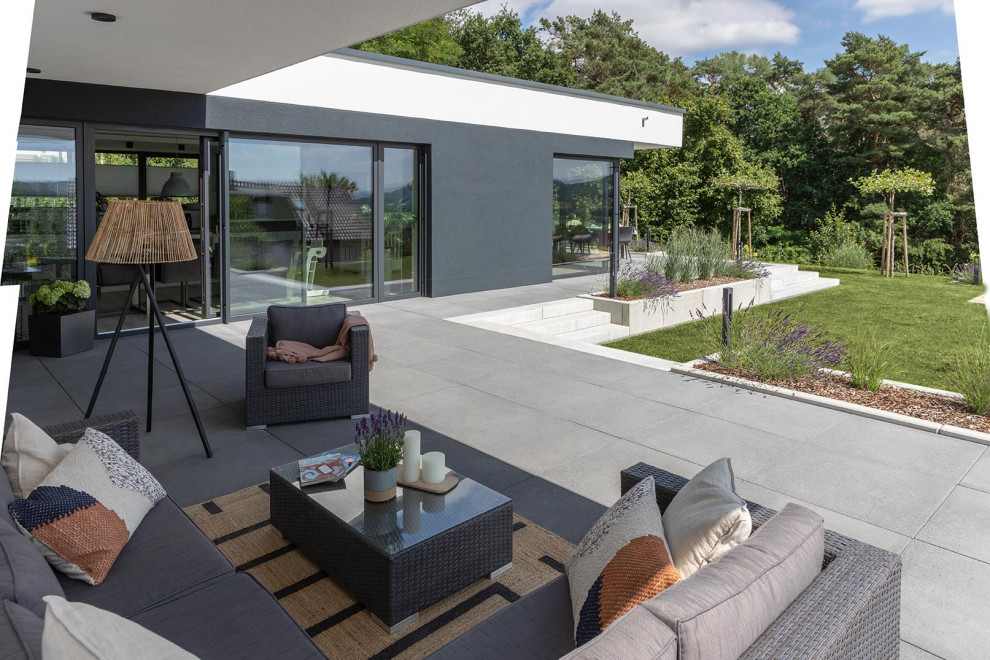 Diseño de terraza minimalista grande