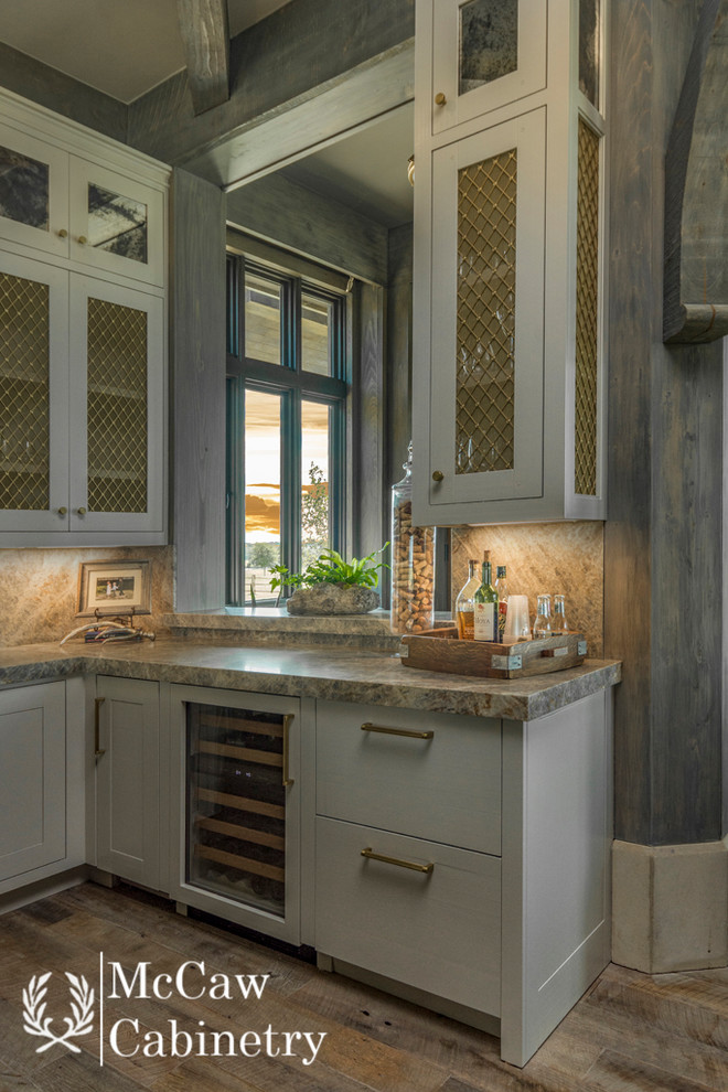Inspiration for a rustic home design remodel in Austin