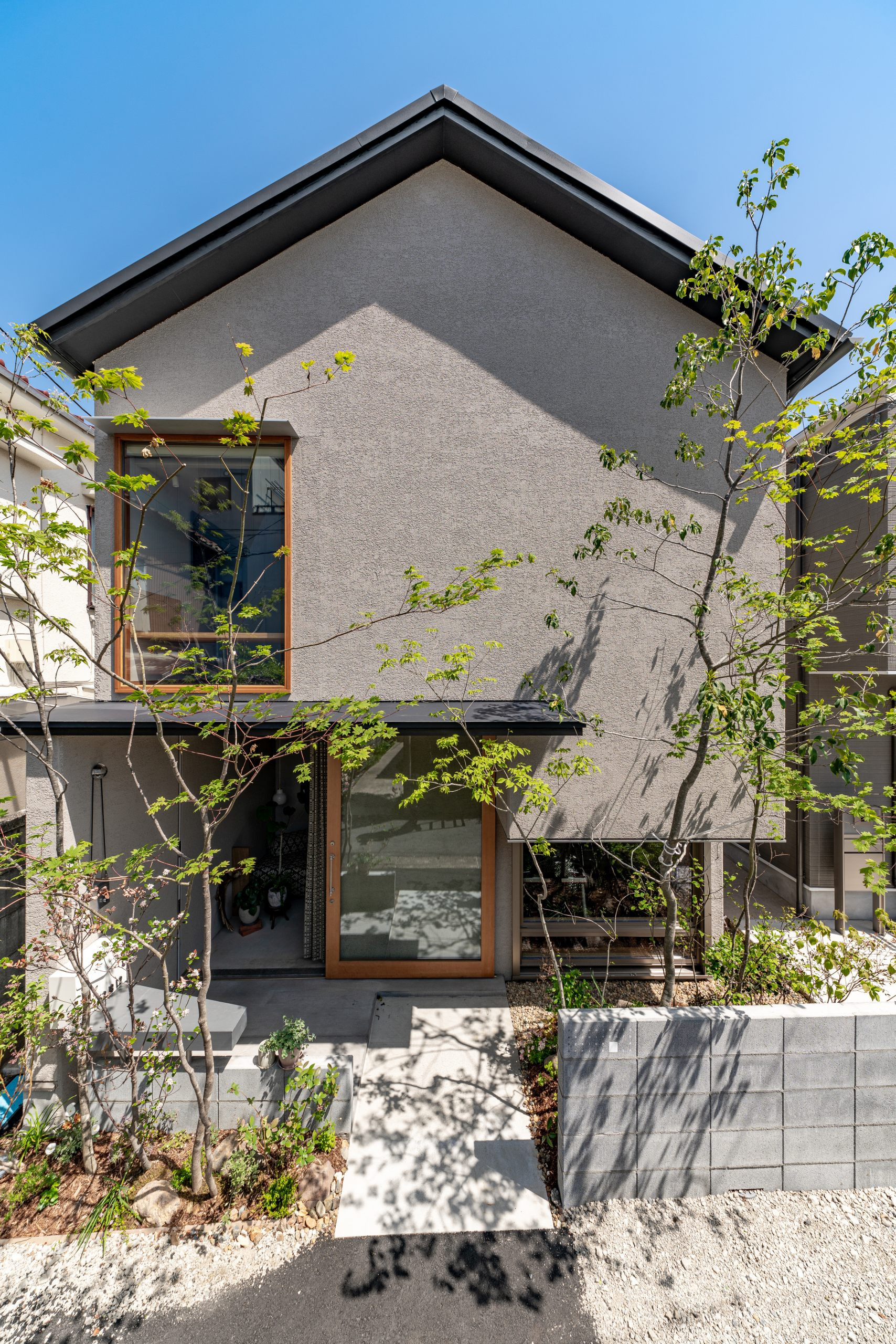 小さなおしゃれな二階建ての家の画像 75選 22年7月 Houzz ハウズ