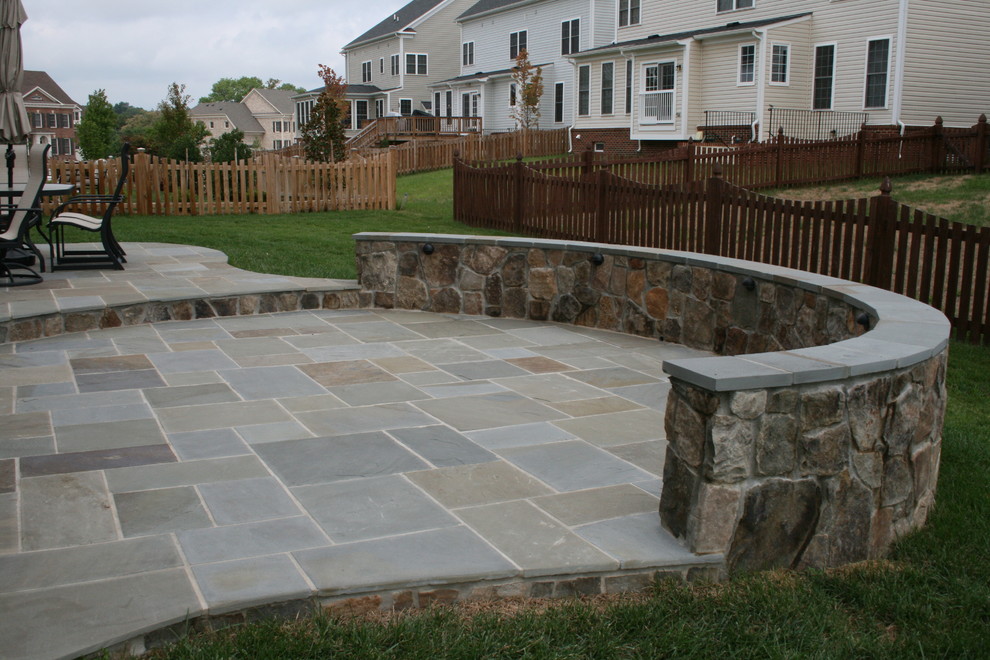 Pennsylvania Flagstone patio (multi-level) - Traditional - Patio - DC