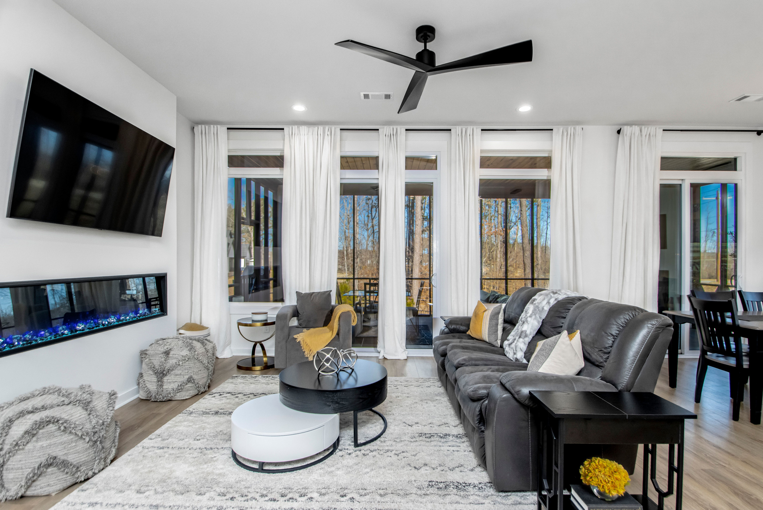 Hunter Lee Residence