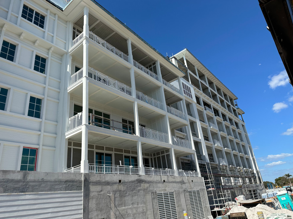 NF301 - Naples Beach Club