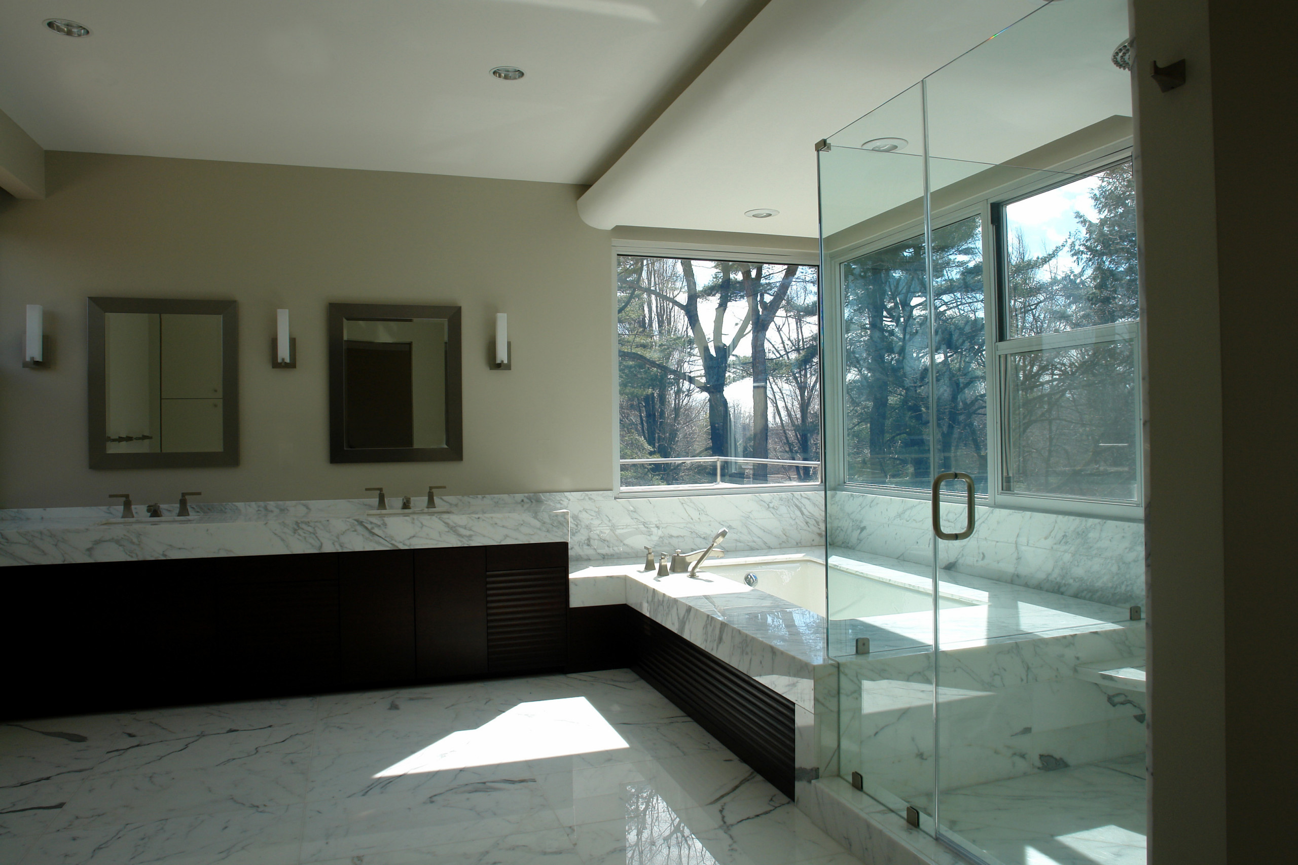 Dressing Rooms & Baths