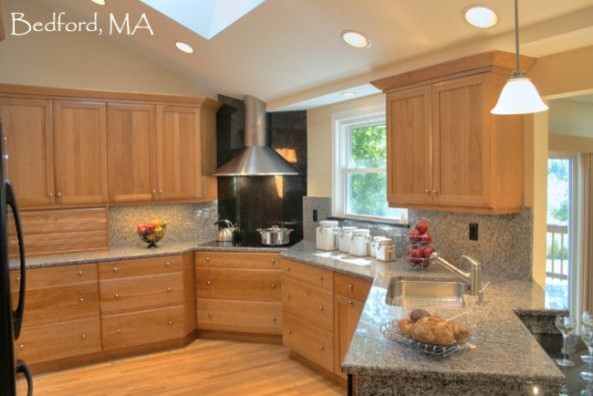 Transitional kitchen photo in Boston