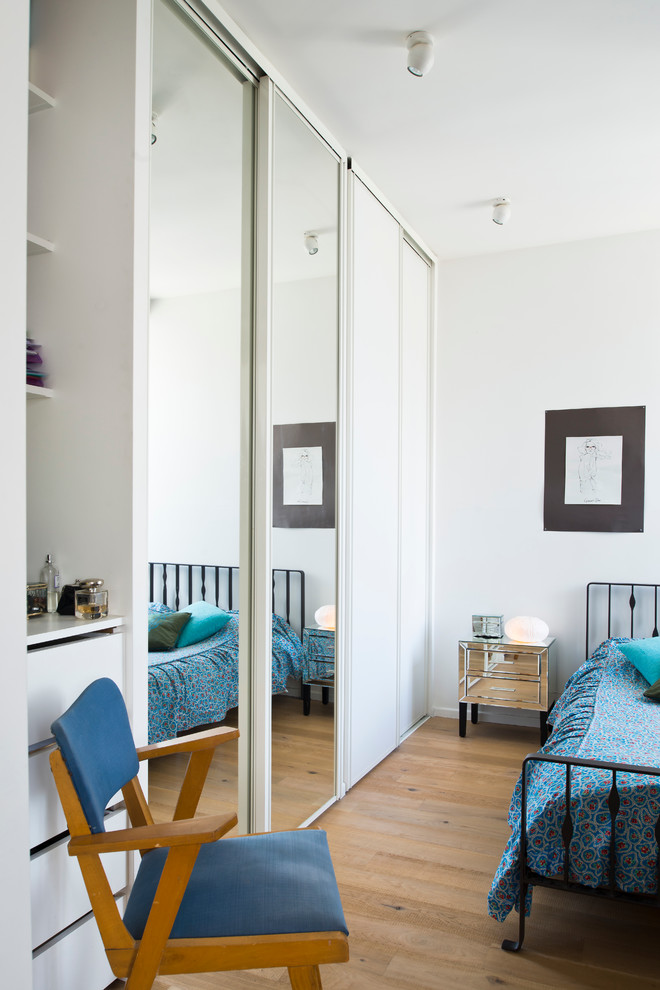 Aménagement d'une chambre éclectique.