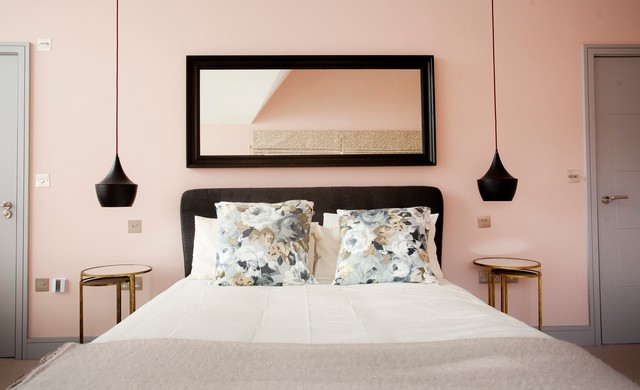 14 Creative Ways to Pull Off Bedside Pendant Lights | Houzz NZ