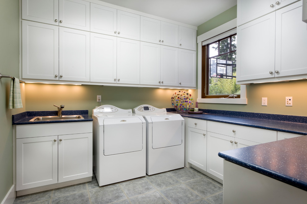 This is an example of a traditional laundry room in Seattle.