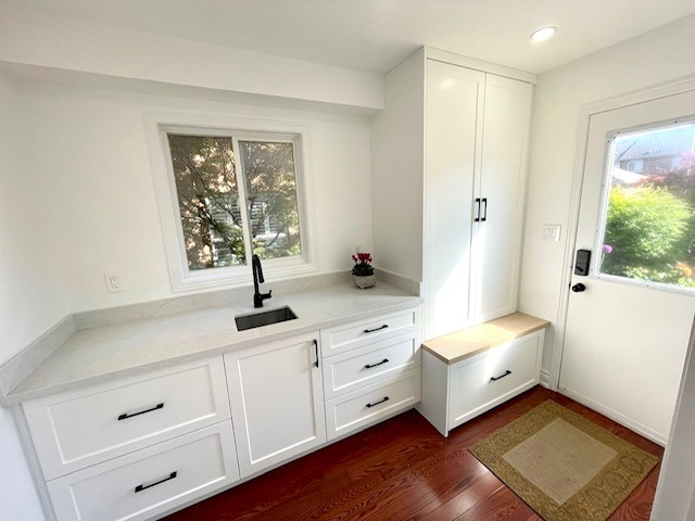 Mud room & Washrooms Remodeling