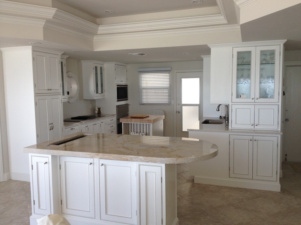 Traditional kitchen in Tampa.