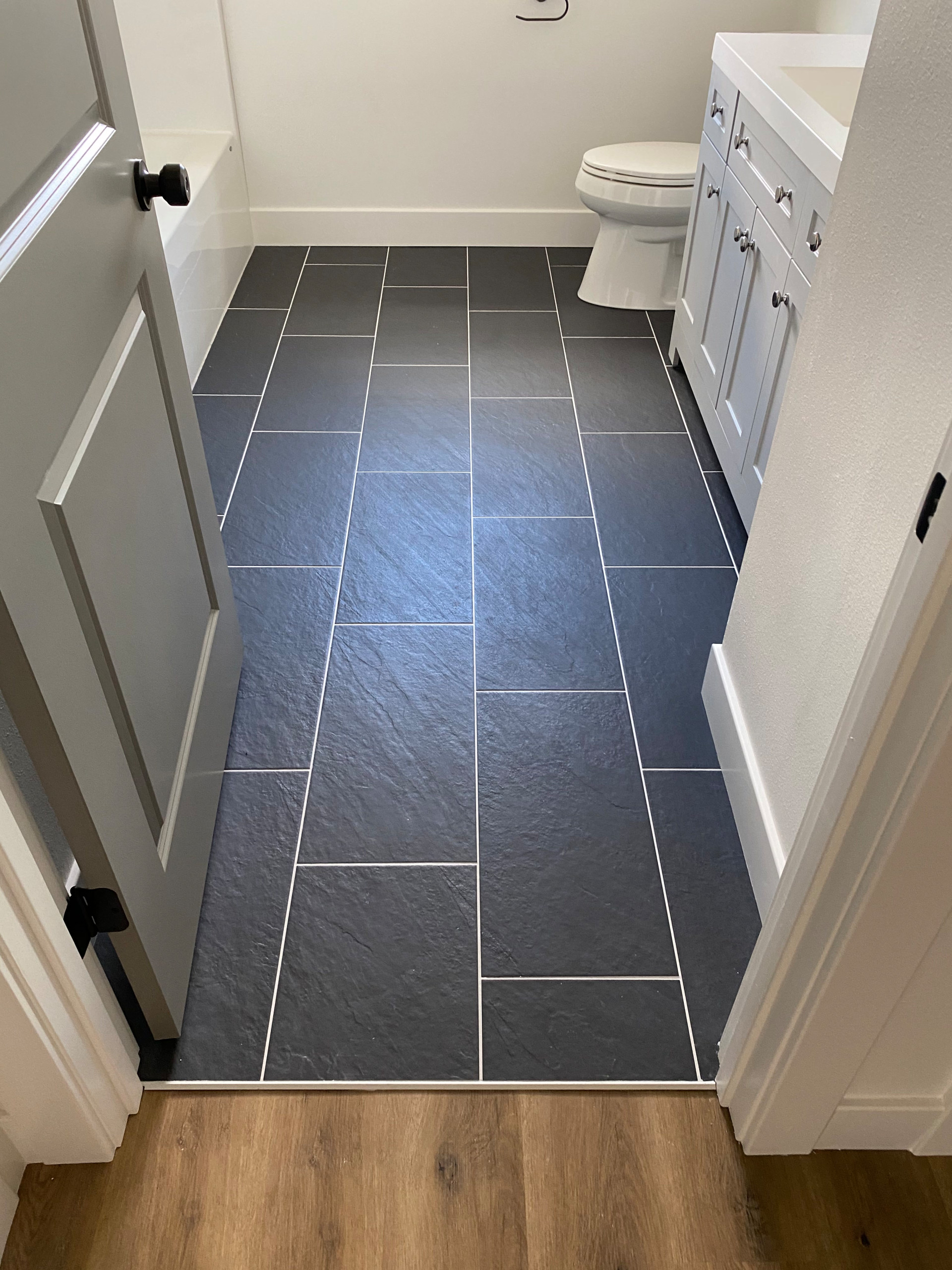 Hall bath tile floor