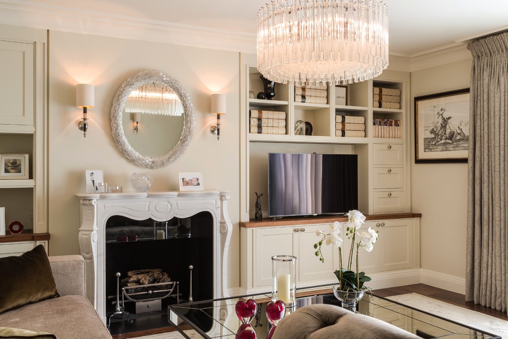 This is an example of a traditional living room in London.