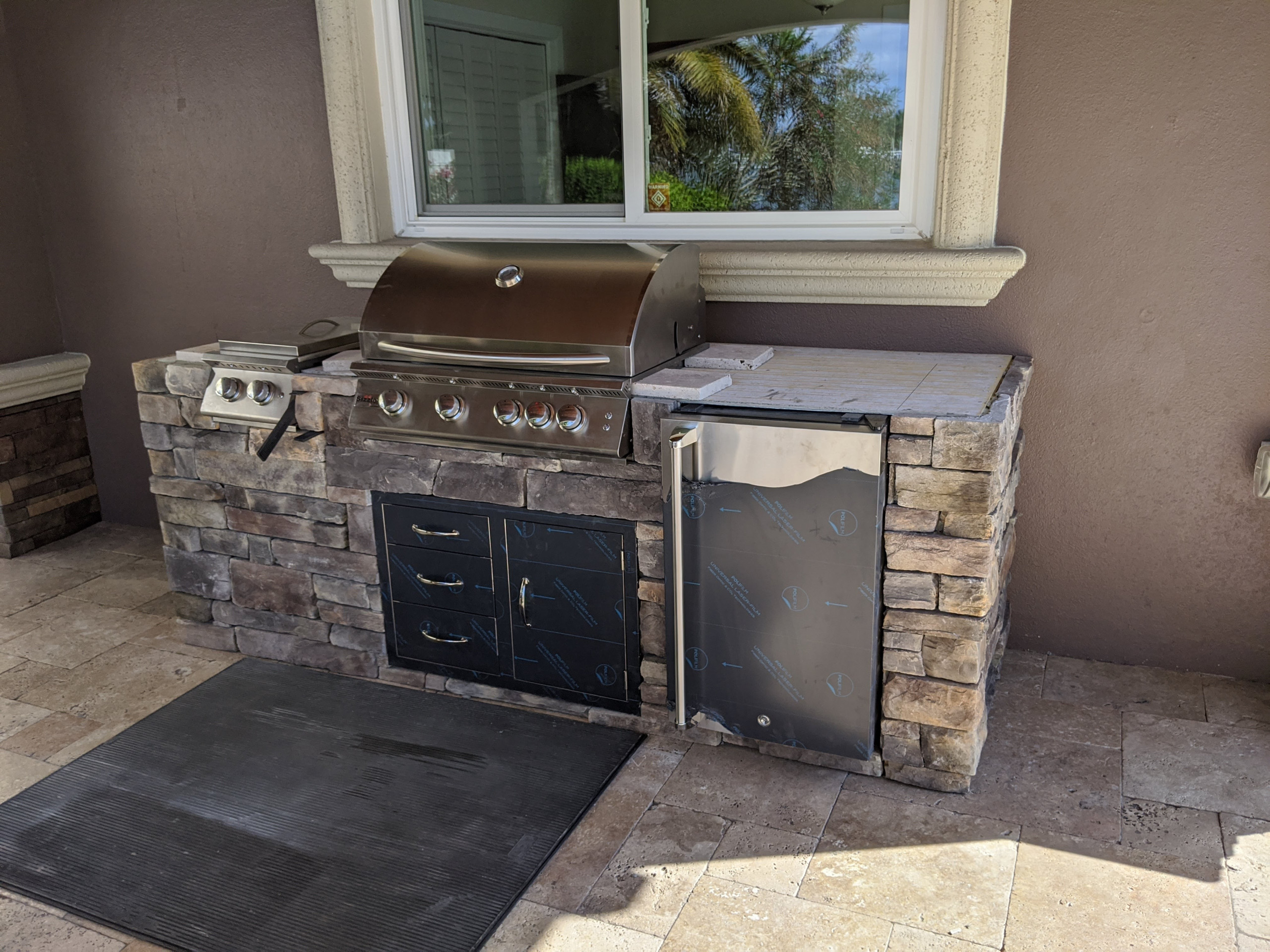 Outdoor Kitchen 8 footer
