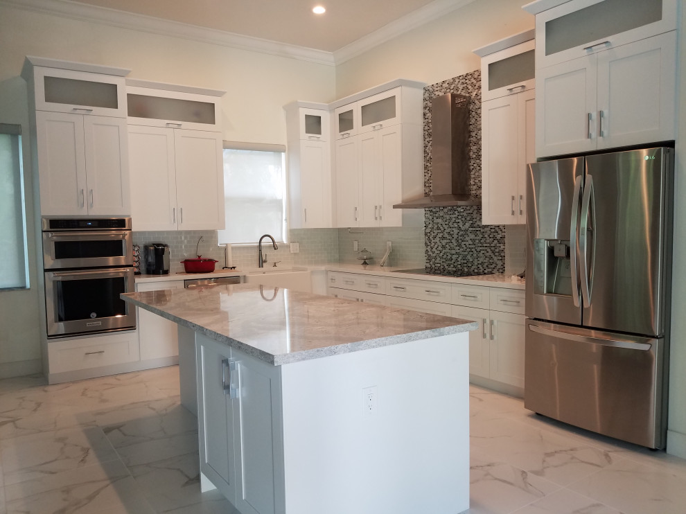 Inspiration for a transitional kitchen remodel in Miami