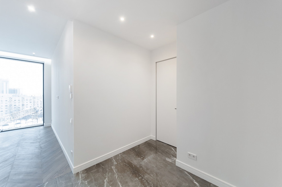 Гардеробная (вид на спальню)