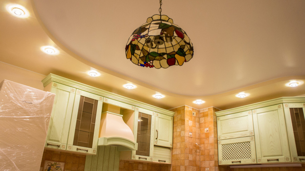 Многоуровневый потолок