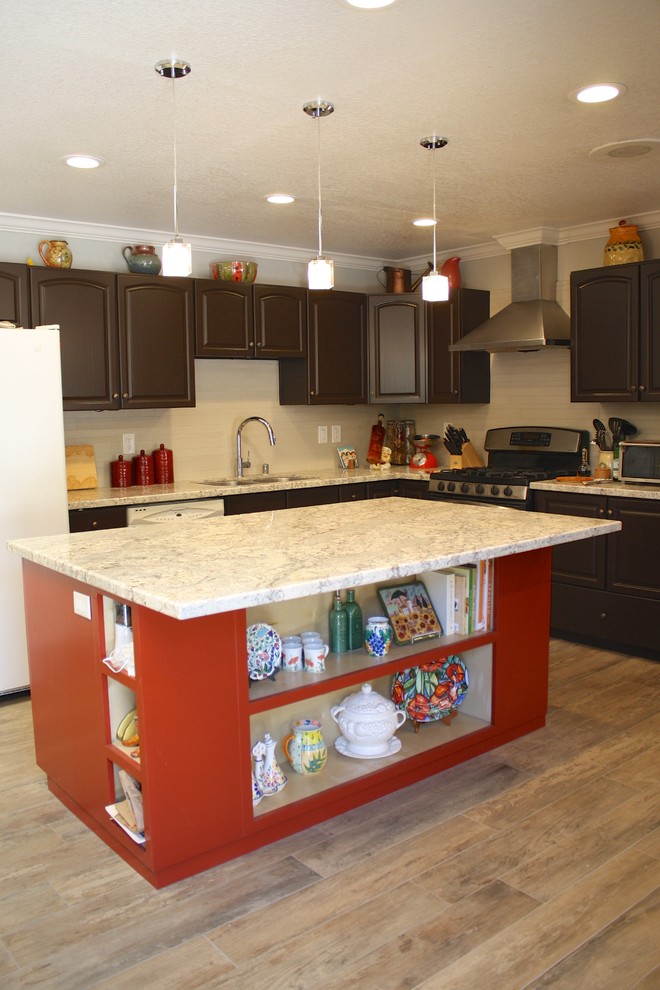 Example of a transitional kitchen design in Orange County