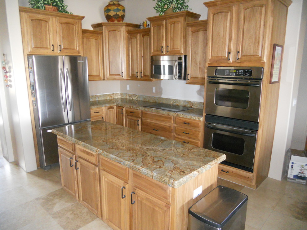 Kitchen - kitchen idea in Phoenix