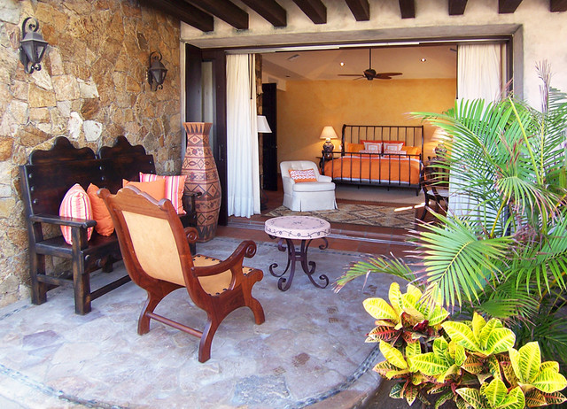 VILLA ESTERO mediterran-schlafzimmer