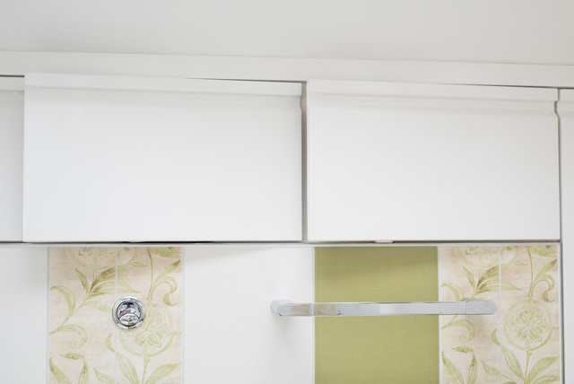 Irwing Road contemporary-bathroom