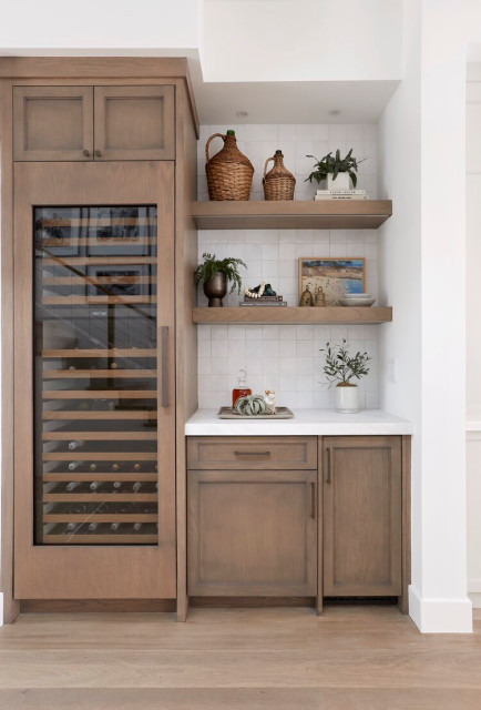 Three Arch Bay coastal-home-bar