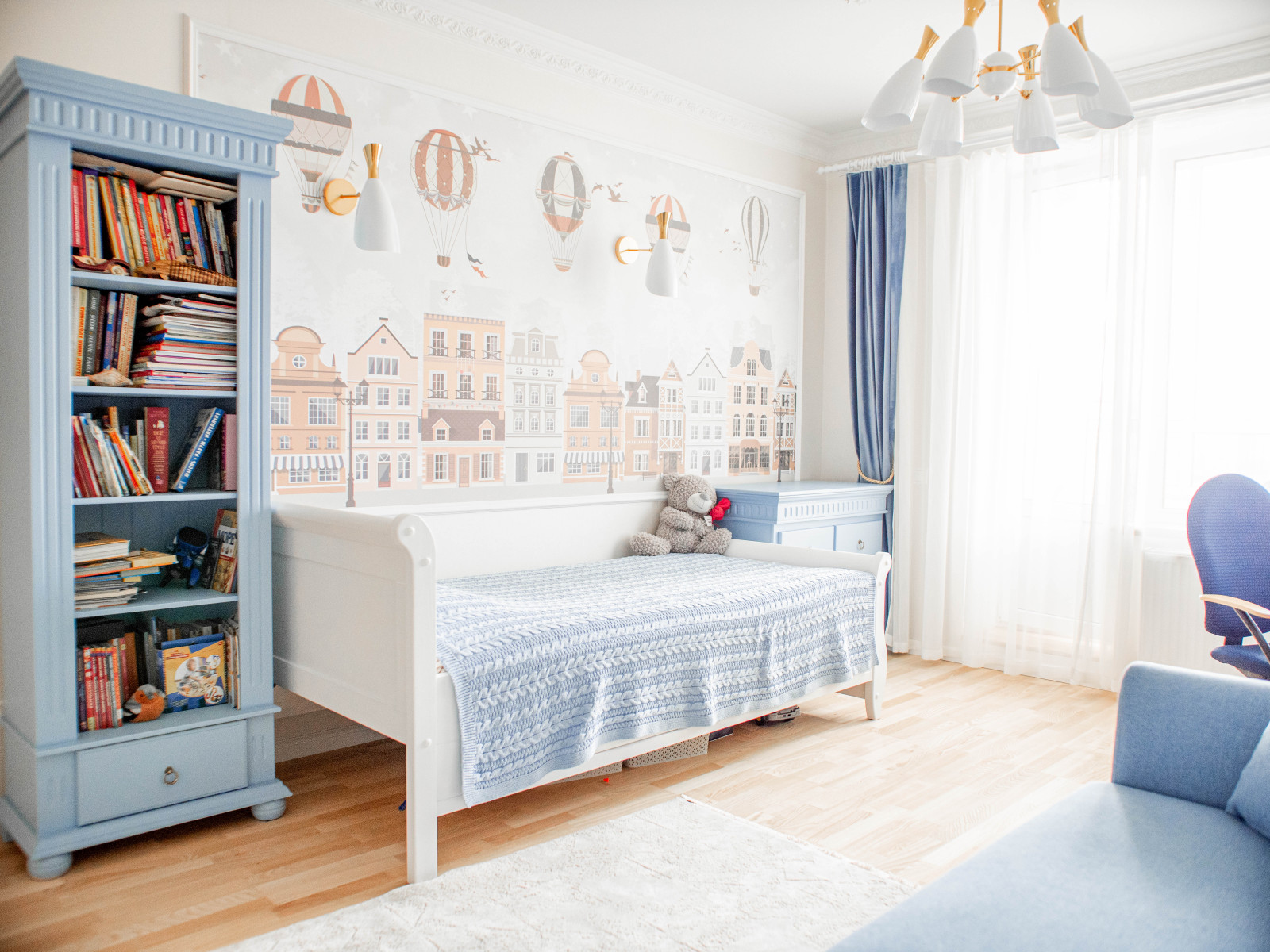 Детская для мальчика в синих тонах