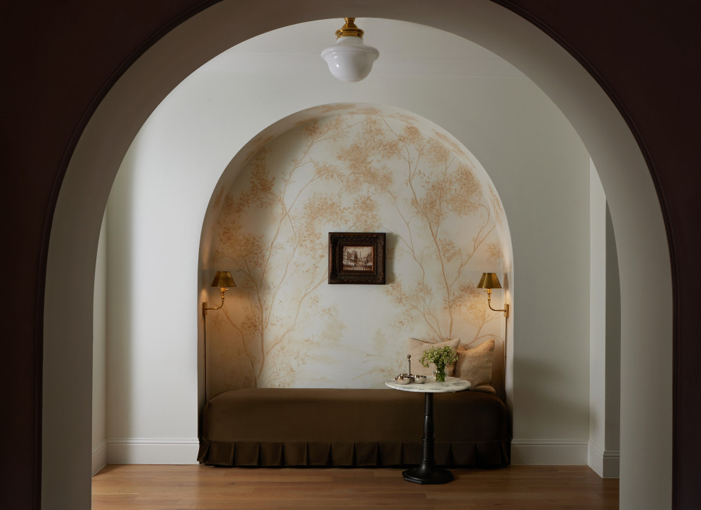 Home design - transitional home design idea in Dallas
