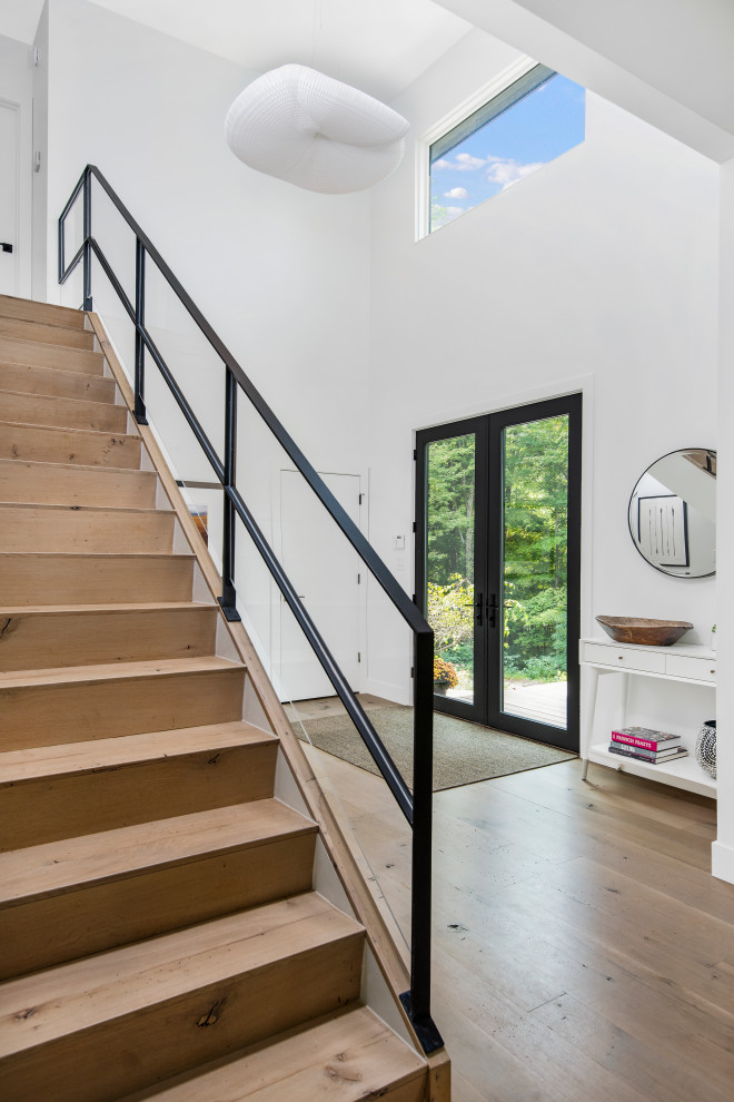 Photo of a modern staircase.