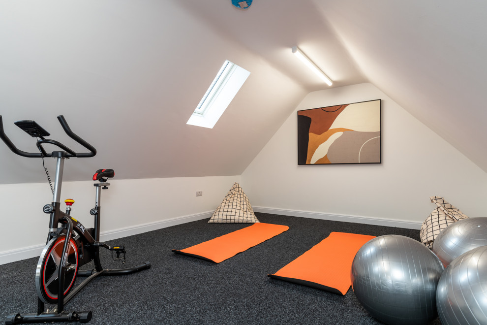 Walnut Close - New Build - Stage to Sell