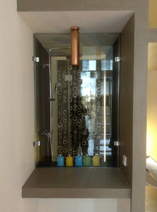 INTERNO52