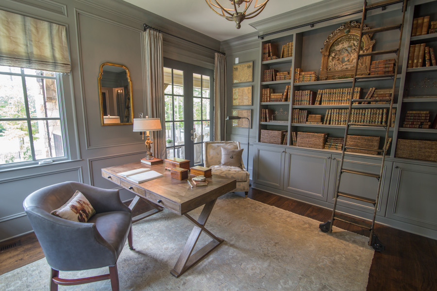 Inspiration for a traditional home office in Atlanta.