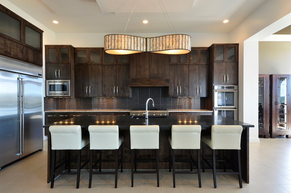 Inspiration for a large transitional kitchen remodel in Austin