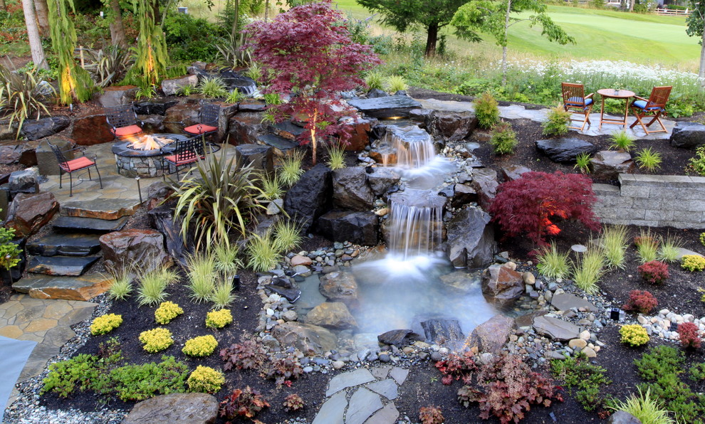 This is an example of a traditional garden in Seattle.