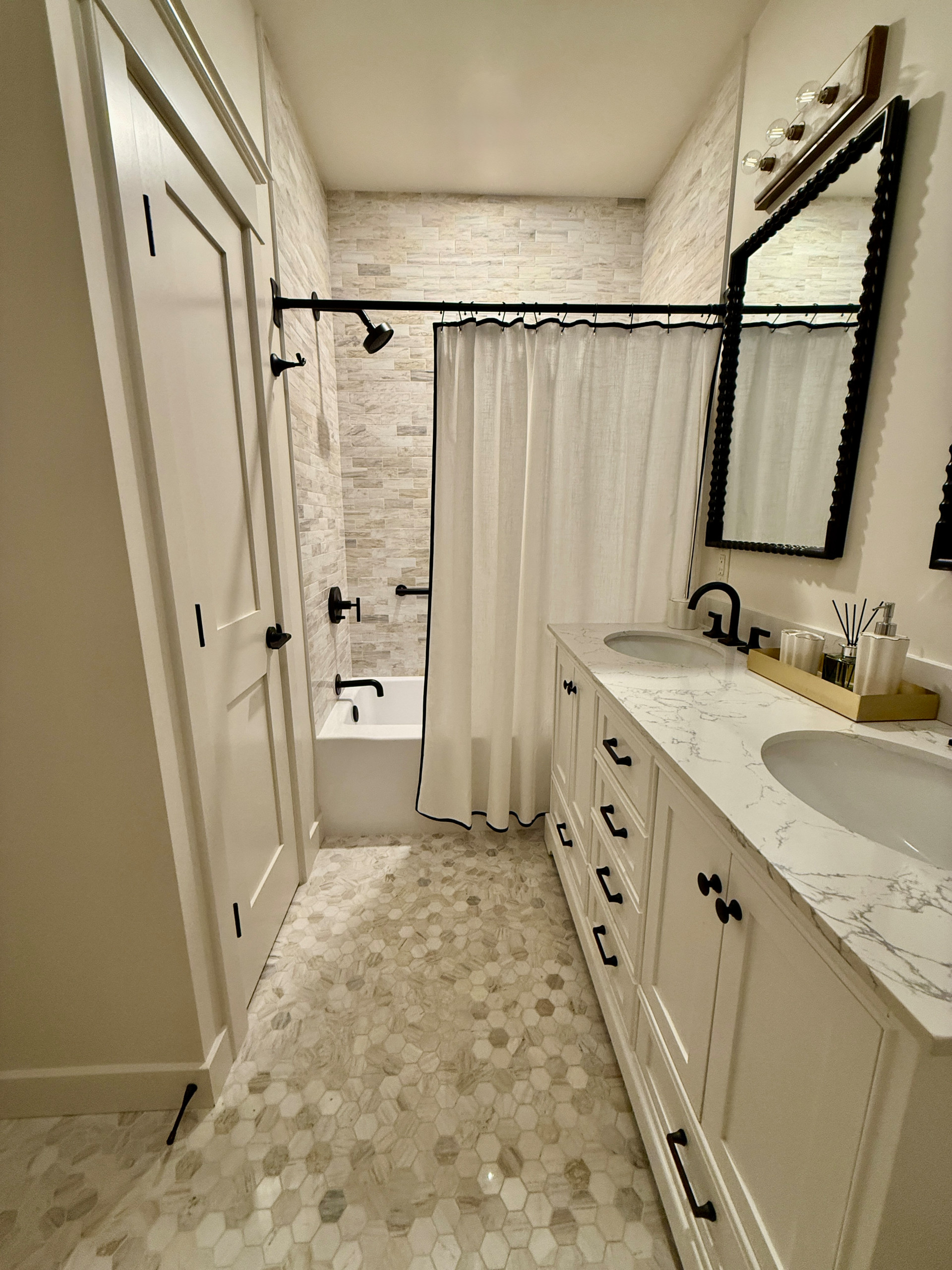 William Morris Homage - Modern Farmhouse