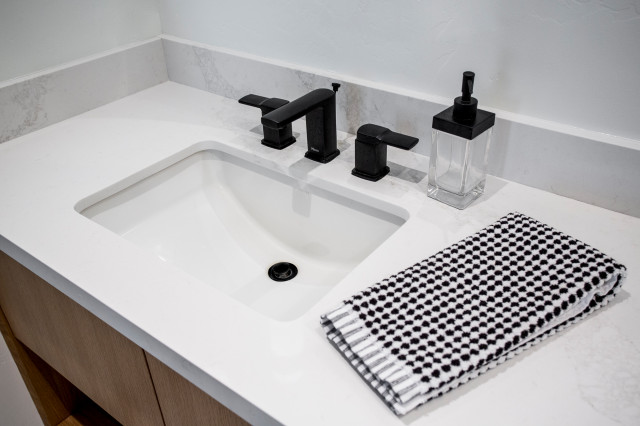 Badger Link House contemporaneo-camera-da-letto