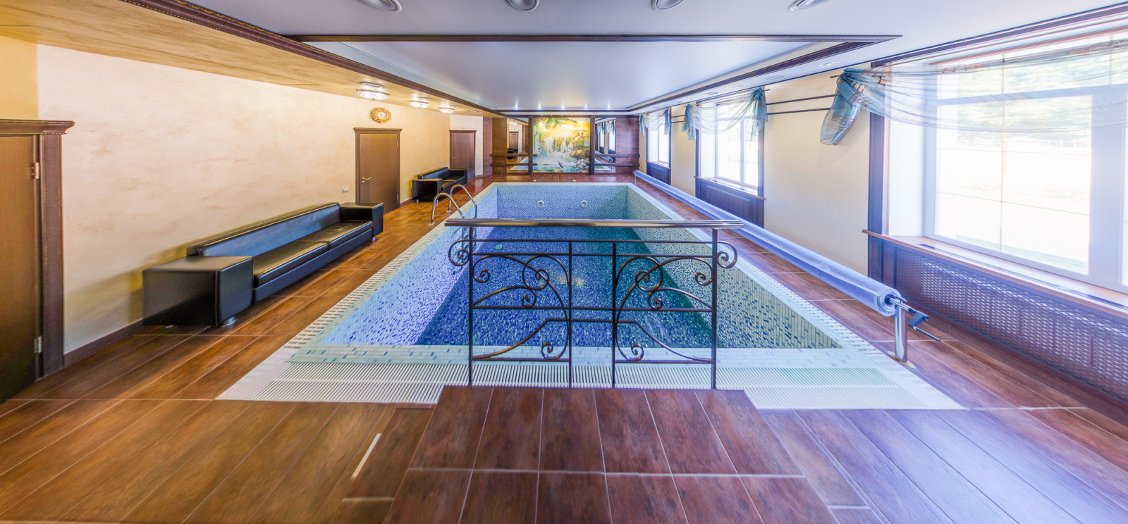 дом на берегу Волги